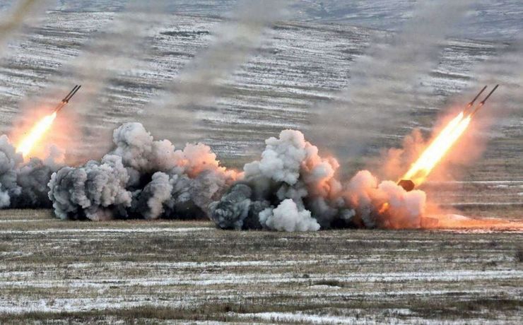Украинские каратели обстреливают Донецк с новой силой <p>По предварительным данным МВД ДНР, прошедшие сутки в Донецке погибли 7 мирных жителей, 19 получили ранения</p>