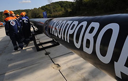 «Газпром» и Турция согласовали сухопутный участок газопровода «Турецкий поток» <p>Российская энергетическая компания «Газпром» и Турция согласовали сухопутный участок газопровода «Турецкий поток» для дальнейших изысканий и проектирования.</p>