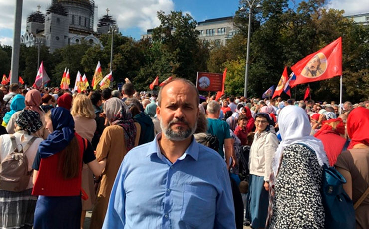 Крестный ход как образ прекрасной России будущего