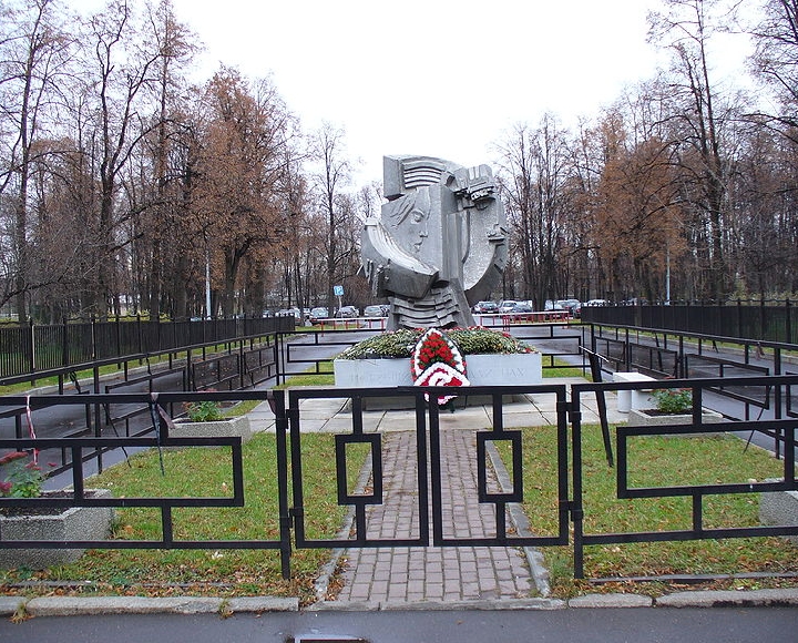30 лет назад Россия ничего не узнала о трагедии  Трагедия произошла по фатальному стечению ряда обстоятельств.